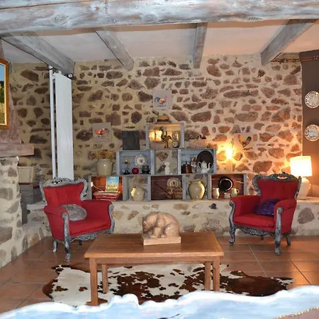Chambres D'hotes-ferme Equestre Les Revers Bed & Breakfast *