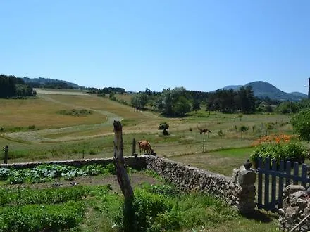 Bed & Breakfast Chambres D'hotes-ferme Equestre Les Revers *